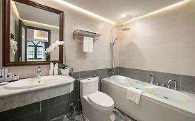 Gloud Hotel
